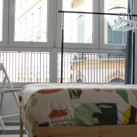 Apartamento Plaza Merced * Málaga