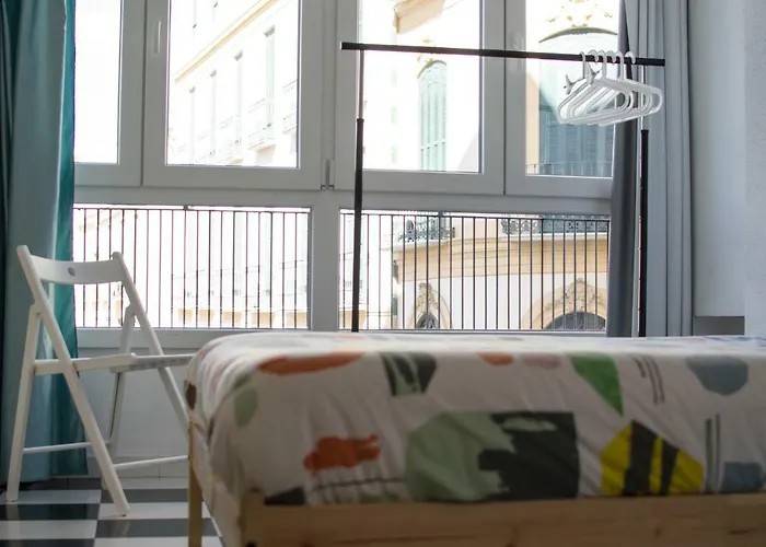 Apartamento Plaza Merced * Málaga